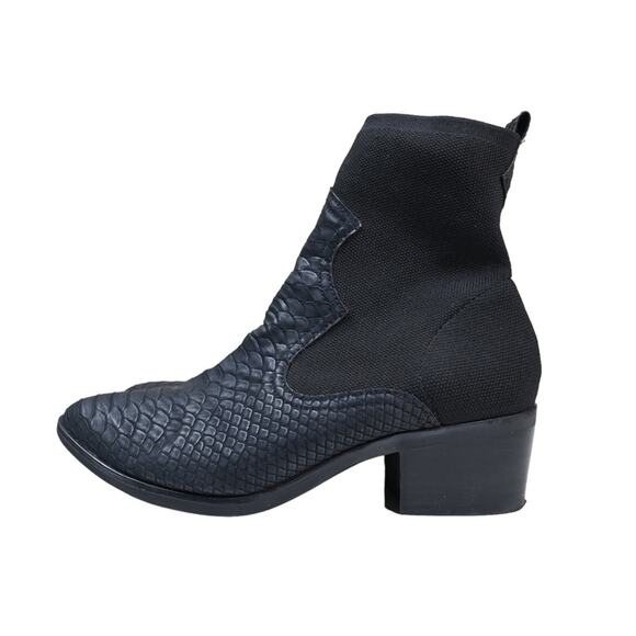 MIA Womens 8 NICKY BLACK PYTHON Western Boot - Picture 1 of 8